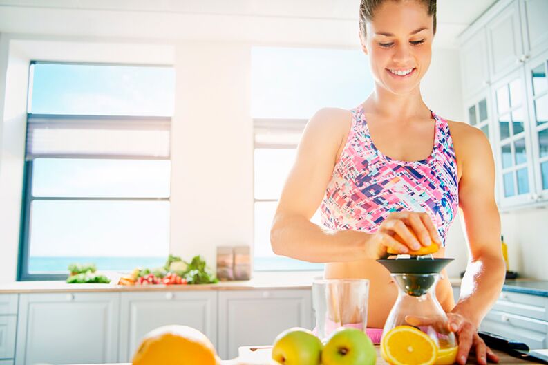 Les jus fraîchement pressés peuvent être consommés pour perdre du poids avec un régime alimentaire approprié.
